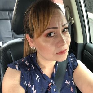 Meet your Posher, Mirna